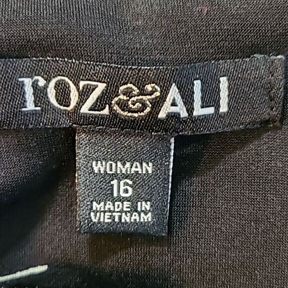 Roz & Ali Black Dress with Blue & Purple Floral, Bell Sleeves, Size 16 - Picture 7 of 8